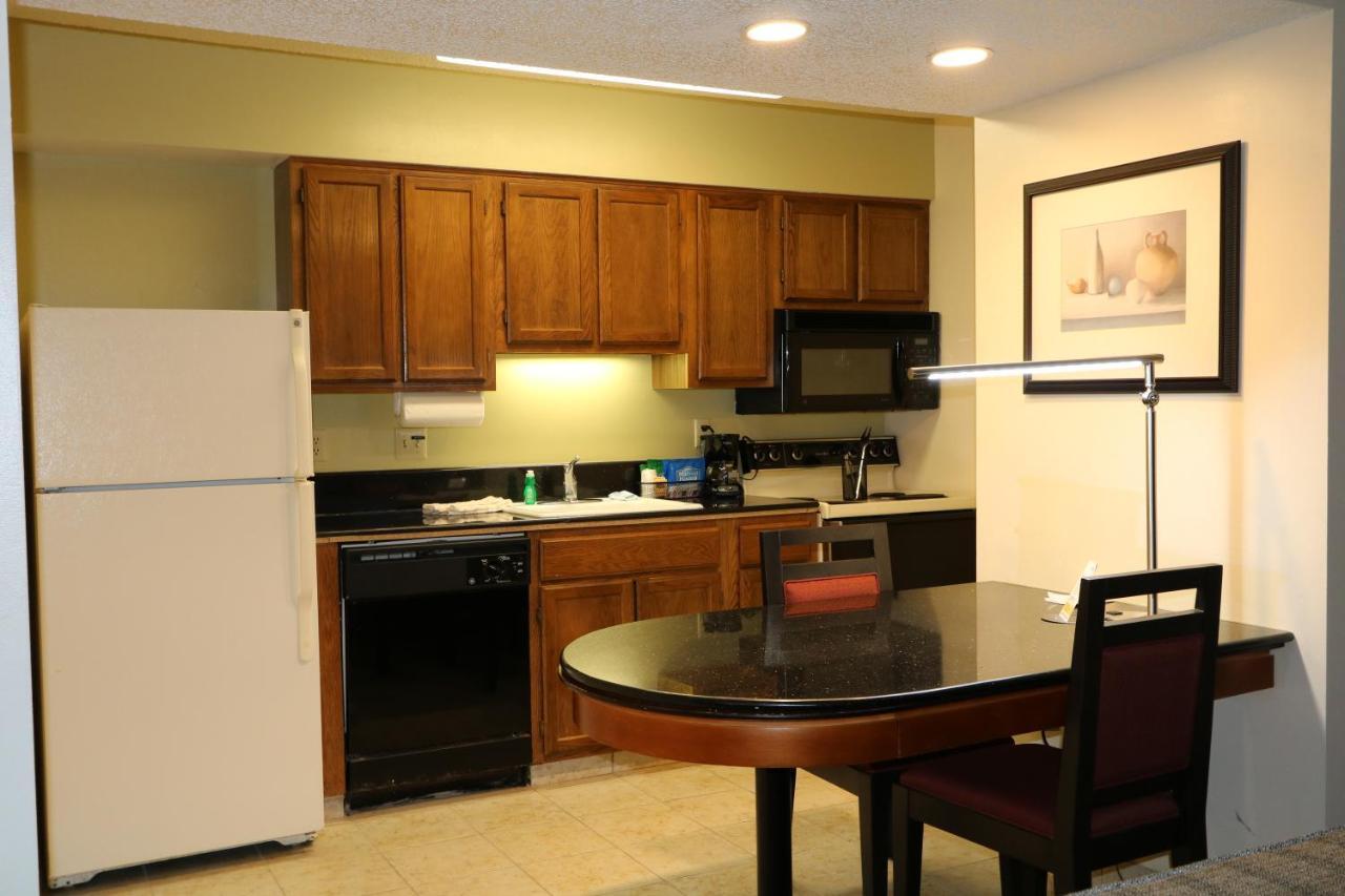 Fairbridge Inn & Suites - Akron Copley Township - West Oda fotoğraf